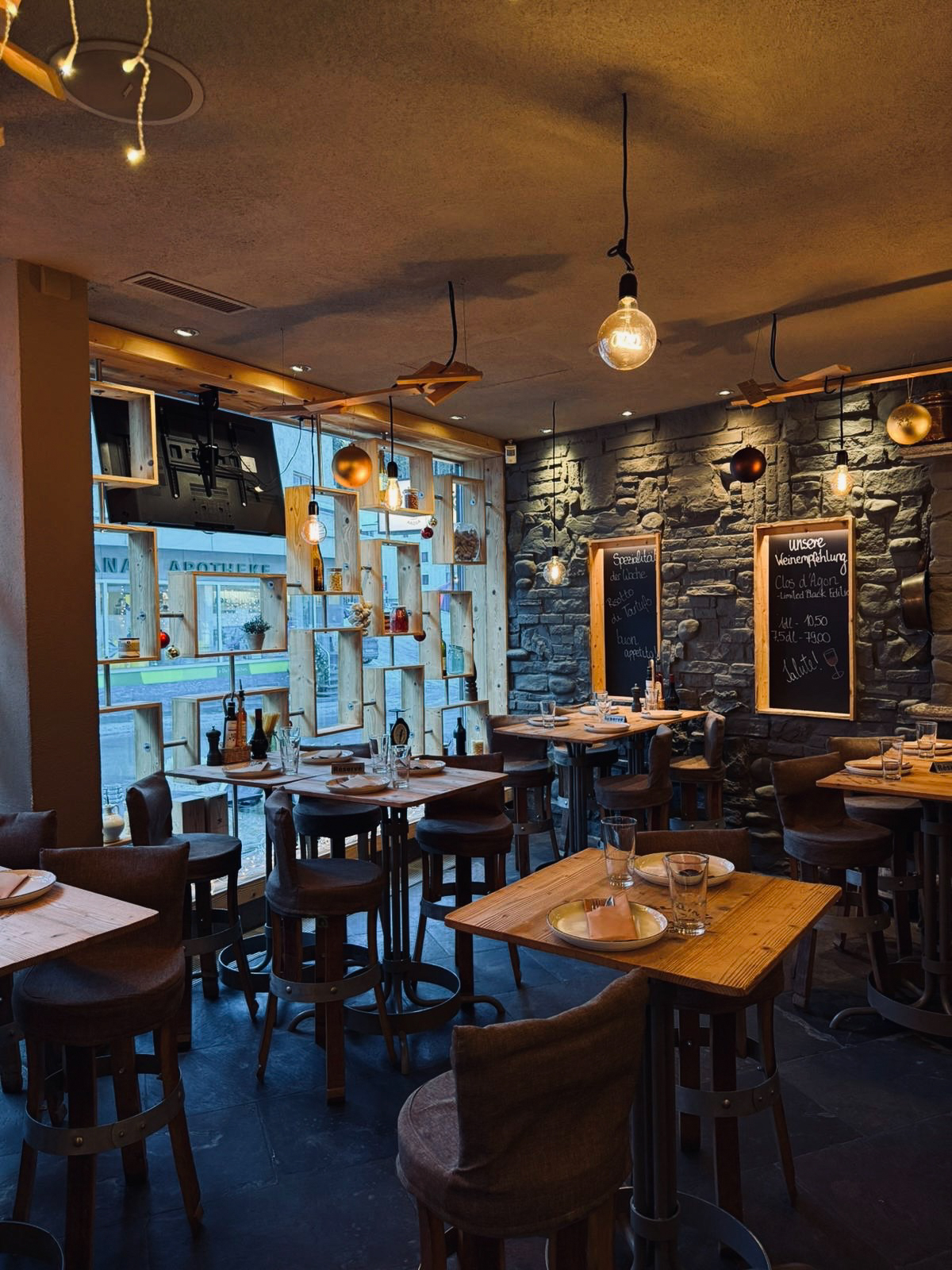 20251203_Bellini_143802-3